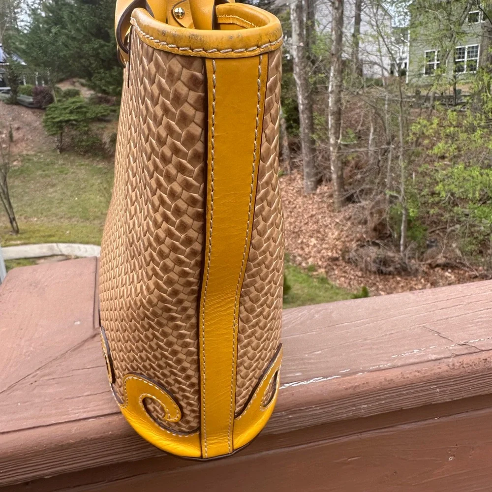 Dooney & Bourke Beacon Woven Atlantic Tote Light Taupe - Picture 3 of 16